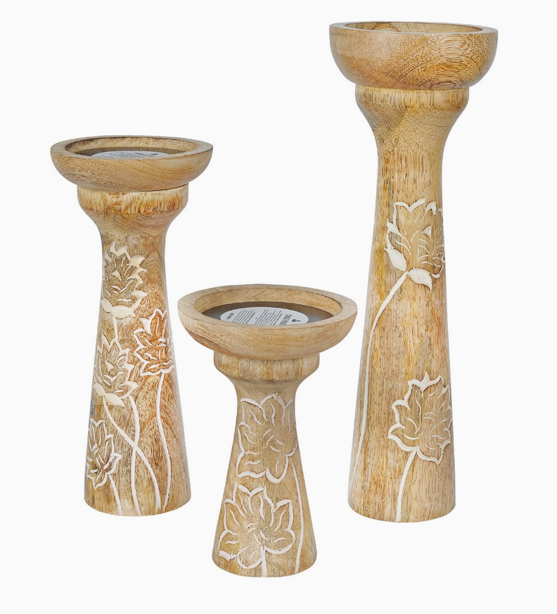 Lotus Candleholder in Whitewash- SM 6in